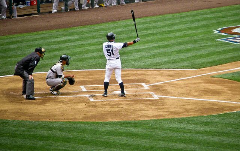 ex-mlb-legend-ichiro-suzuki-1648025869-1.jpg