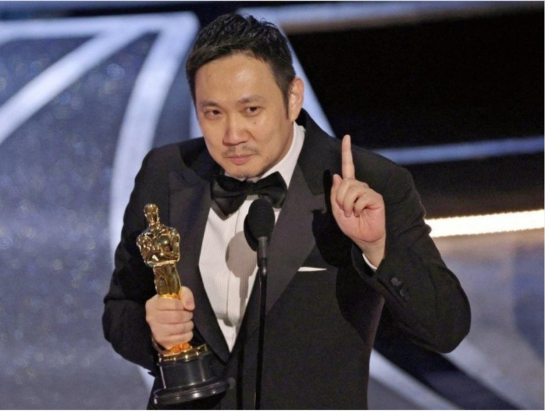 japan-director-hamaguchi-picked-up-the-oscar-award-1648521935-1.jpeg