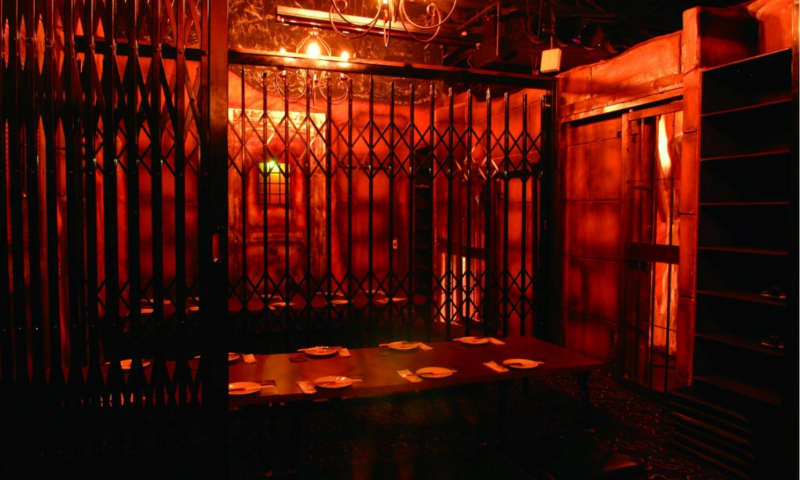 horror-themed-bars--restaurants-in-japan-1650530310-1.jpeg