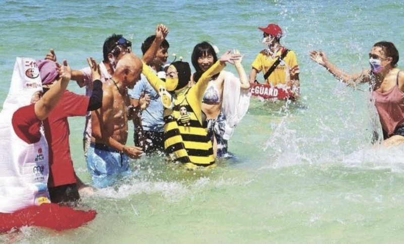 the-earliest-opening-in-honshu-shirarahama-beach-in-wakayama-prefecture-1651801583-1.png