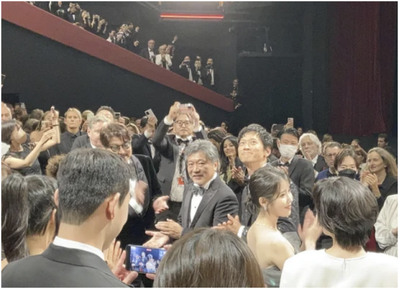director-koreedas-baby-broker-screened-in-cannes-applauding-for-12-minutes--im-really-happy-to-be-delivered-1653620154-1.png