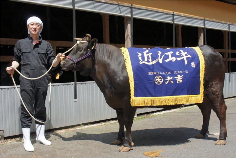 daikichi-shoten-a-long-established-store-of-omi-beef-the-key-to-success-is-the-1620-yen-corned-beef-1654565405-1.jpeg