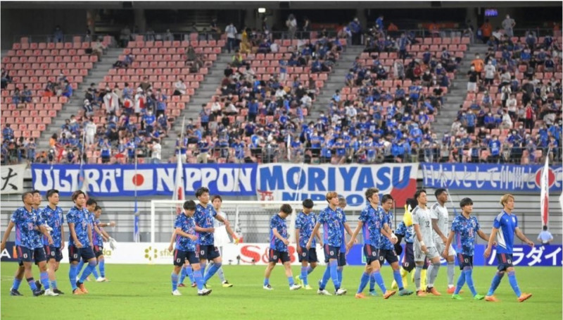 japans-football-team-against-china-is-a-scoreless-draw-match-1659075174-1.jpeg
