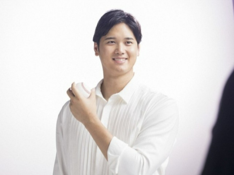 otani-appears-in-cosmetics-ads-1672102018-1.png