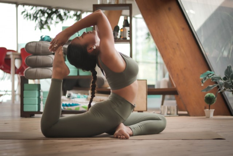 yoga-in-japan--annual-revenues-of-260-billion-yen-24-billion-1623812074-1.jpg