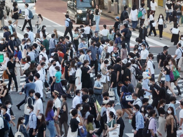 50-years-later-population-of-87-million-1-out-of-10-foreigners-birth-rate-down-from-previous-estimate-ministry-of-health-labor-and-welfare-1682573237.jpg