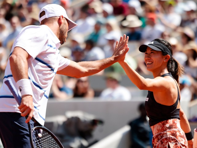 mii-kato-who-was-disqualified-from-the-womens-doubles-at-the-french-open-won-the-mixed-doubles-for-the-first-time-in-the-four-grand-slam-tournaments-and-won-the-japanese-womens-doubles-for-the-second-year-in-a-row-1686274603.jpg