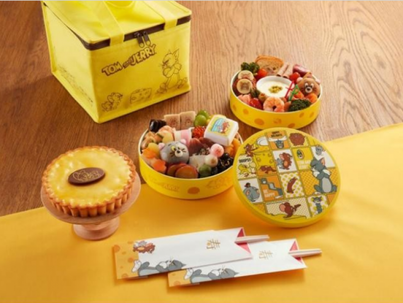 snoopy-sumikko-and-other-very-popular-character-new-years-dishes-are-now-available-the-weight-and-contents-are-too-cute-1693890488-1.png
