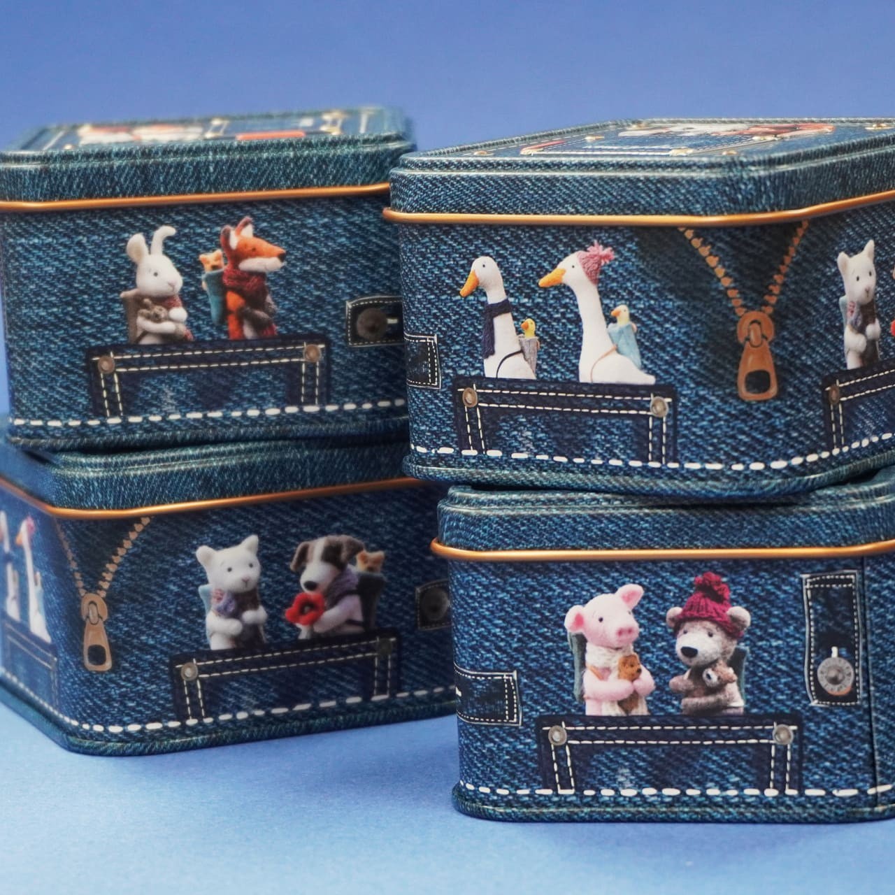 there-are-sweets-and-stuffed-animals-inside-a-cute-cookie-tin-will-be-available-1696469904.jpg