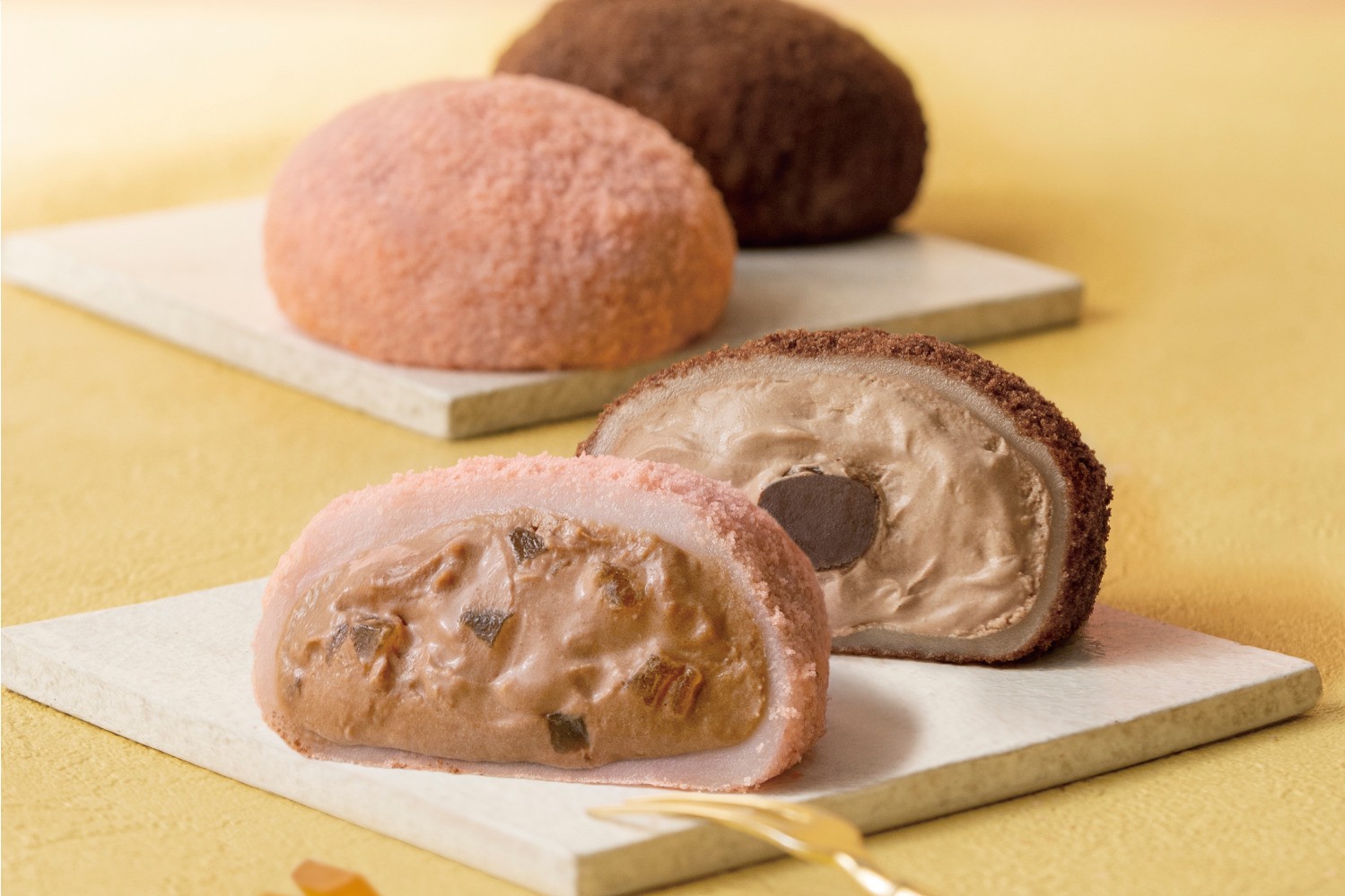 godiva-x-kamejirushi-new-sensation-fluffy-creamy-nama-daifuku-rich-chocolate-noshi-plum-flavor-1697502103.jpg