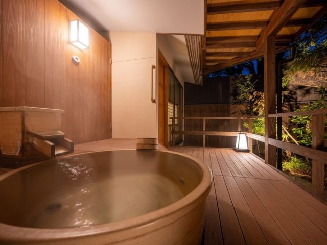 stay-in-a-room-with-an-open-air-bath-at-tendo-onsen-recommended-accommodation-is-here-1698711312.jpg