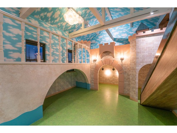 a-castle-where-you-can-play-and-stay-with-your-kids-private-villa-cocon-garden-opens-in-kisarazu-city-chiba-prefecture-1703800971.jpg