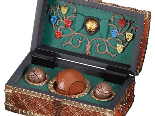 the-magic-broom-from-harry-potter-is-now-available-as-a-gacha-product-there-are-also-goods-that-are-a-collection-of-items-used-in-quidditch-1705629877.jpg