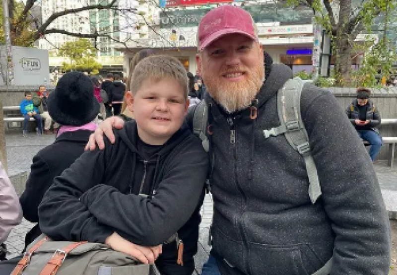first-visit-to-japan-by-an-american-father-and-son-impressed-by-japanese-culture-1706773009-1.png