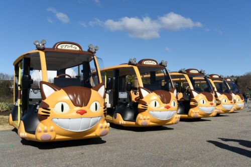cat-bus-runs-through-ghibli-park-ev-apm-cat-bus-starts-operation-on-march-16th-1709685635.jpg