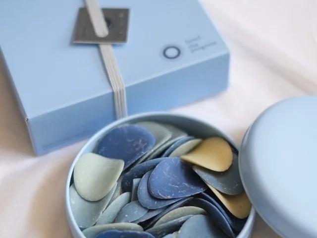 gifts-and-souvenirs-that-our-family-is-addicted-to-1713311173.jpg