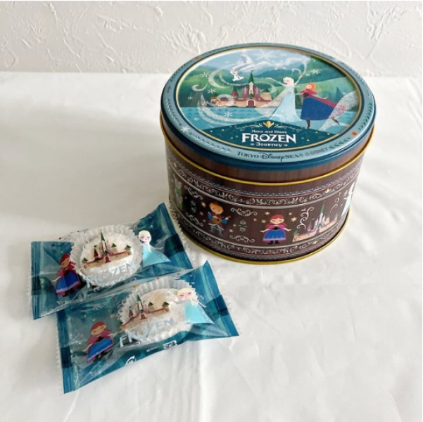 fantasy-springs-limited-edition-anna-and-the-snow-queen-cookie-tins-perfect-disneysea-souvenirs-1723165602-1.png