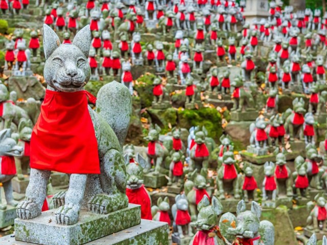 inari-sans-true-identity-is-not-a-fox-but-a-man-eating-demon-the-darkness-surrounding-inari-shrine-1734310076.jpg