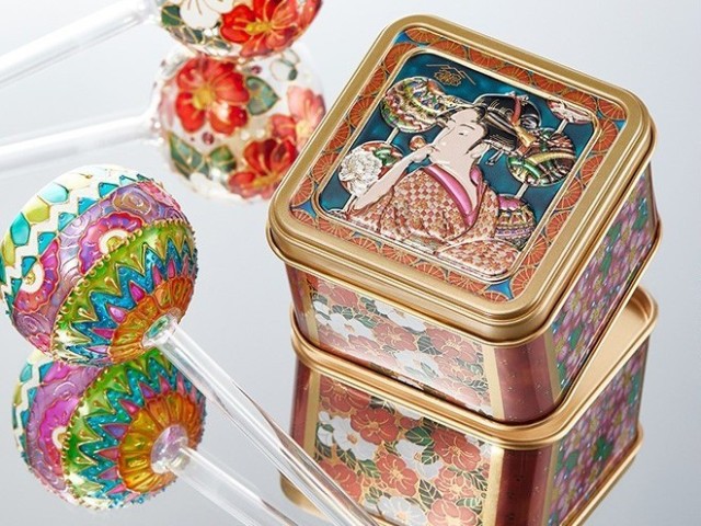 this-is-beautiful-poppin-cans-designed-with-glass-paintings-based-on-kitagawa-utamaros-masterpiece-the-woman-who-blows-poppin-are-now-on-sale-1734490776.jpg