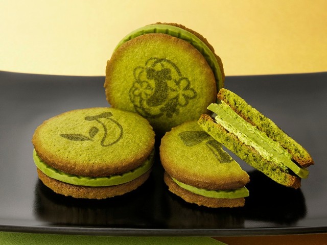 a-new-japanese-made-matcha-chocolate-sandwich-is-now-available-in-collaboration-with-tokyo-banana-and-ito-kyuemon-1736990961.jpg