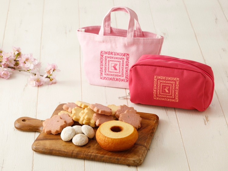 kinokuniyas-sakura-sweets-bags-and-pouches-will-be-released-in-advance-at-the-online-store-and-will-be-on-sale-from-march-1st-1740709473.jpg