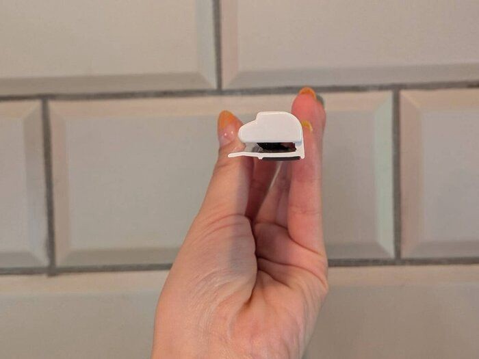 daiso-once-you-use-it-you-cant-let-it-go-memo-clip-is-a-very-popular-stationery-at-all-100-yen-stores-1749434562.jpg