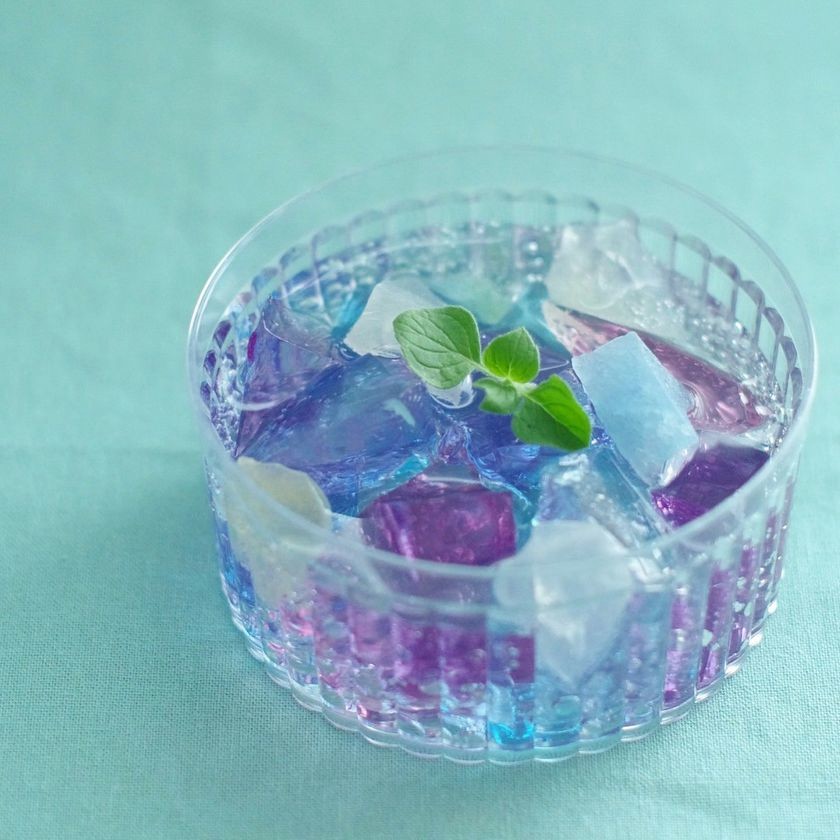 a-space-filled-with-sweets-that-sparkle-like-jewels-magical-amber-sugar-x-rice-flour-specialty-store-kome-co-limited-time-cafe-1754270548.jpg