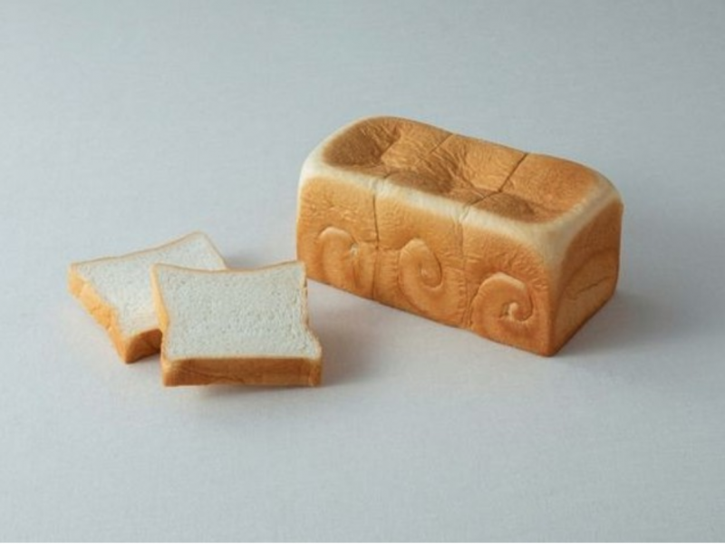 -fluffy-bread-at-unmanned-sales-shops--1630311553-1.png