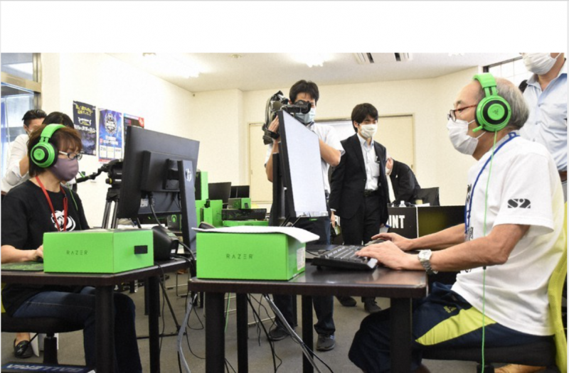 japans-first---a-professional-team-for-senior-citizens-of-e-sports-is-established-1632725595-1.png