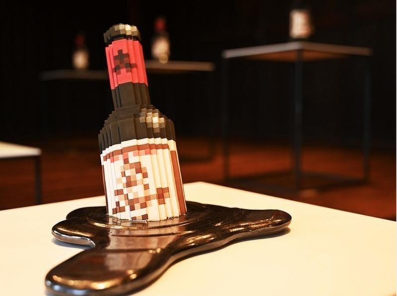 pixel-art-wine-bottle-kakukaku-pottery-digital-potters-solo-exhibition-1634719565-1.png