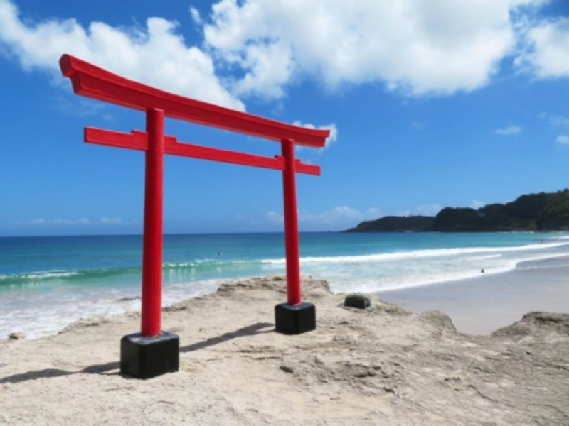 visiting-izu-shimoda-shirahama-shrine---shizuoka-1637219301-1.png