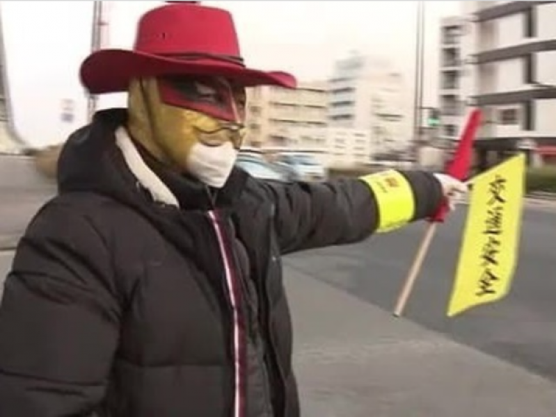 -is-he-using-a-mask-or--none-a-professional-wrestler-wins-for-the-first-time-the-dazaifu-city-council-1640328786-1.png